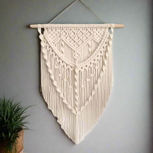 Macrame wall hanging - Three Knot Design