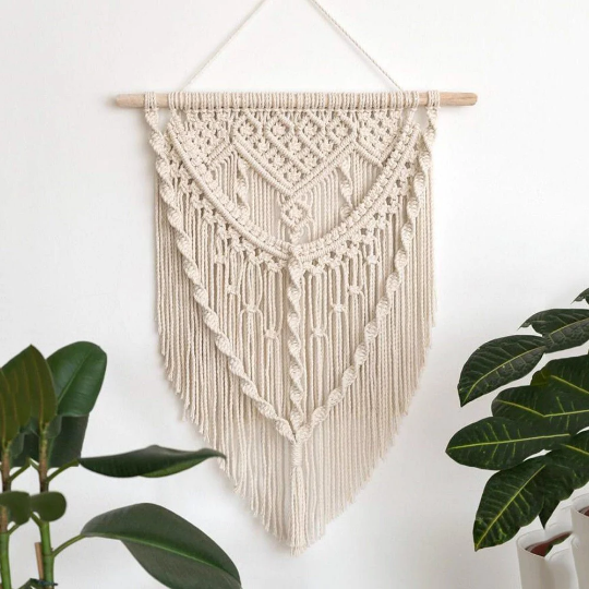 Macrame wall hanging - Three Knot Design