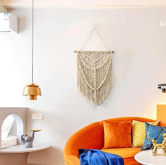 Macrame wall hanging - Three Knot Design